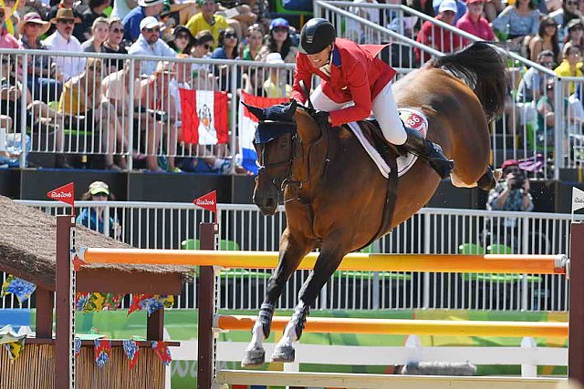 Olympics-RIO-SJ-3rdQual-RND2TM-7582-McLainWard-Azur-USA-DDeRosaPhoto