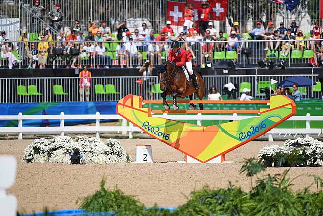 Olympics-SJ-4thQual-A-Rnd3-Ind-8-19-16-9883-McLainWard-Azur-USA-DDeRosaPhoto