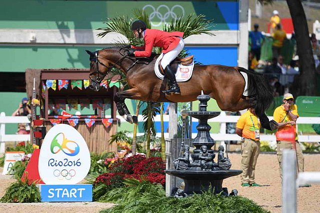 Olympics-SJ-4thQual-A-Rnd3-Ind-8-19-16-9913-McLainWard-Azur-USA-DDeRosaPhoto