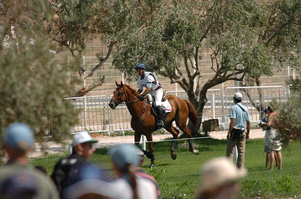 377-Oly-Ev-XX-JohnWilliams-8-17-04-DDPhoto-DSC_0175