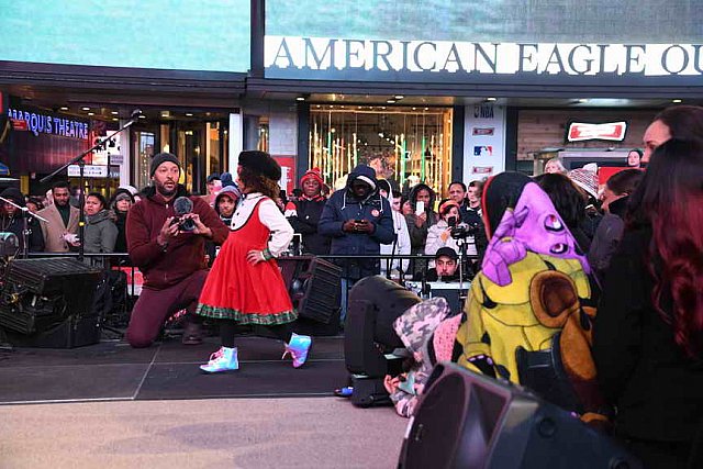 OneLove-TimesSquare-11-17-18-9115-DDeRosaVideo