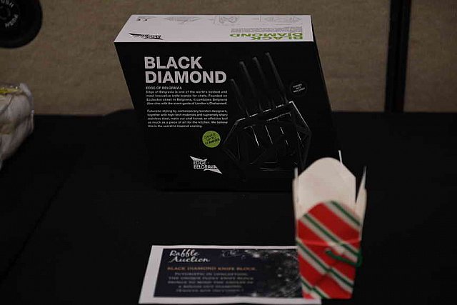 PCLI-HolidayParty-12-2-16-9873-DDeRosaPhoto