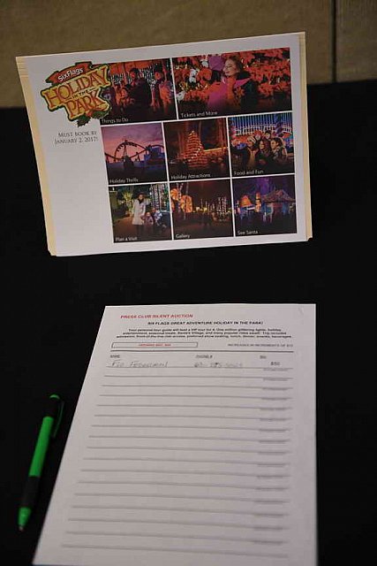 PCLI-HolidayParty-12-2-16-9891-DDeRosaPhoto