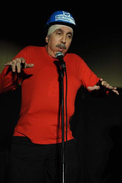 12-4-08-LIPC-215-DeRosaPhoto