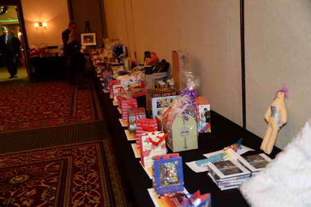 PCLI-Holiday-12-6-13-4395-DDeRosaPhoto