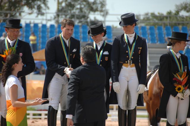 606-PanAmRio-Hickey-Poulin-Sammis-7-15-07-DeRosaPhoto