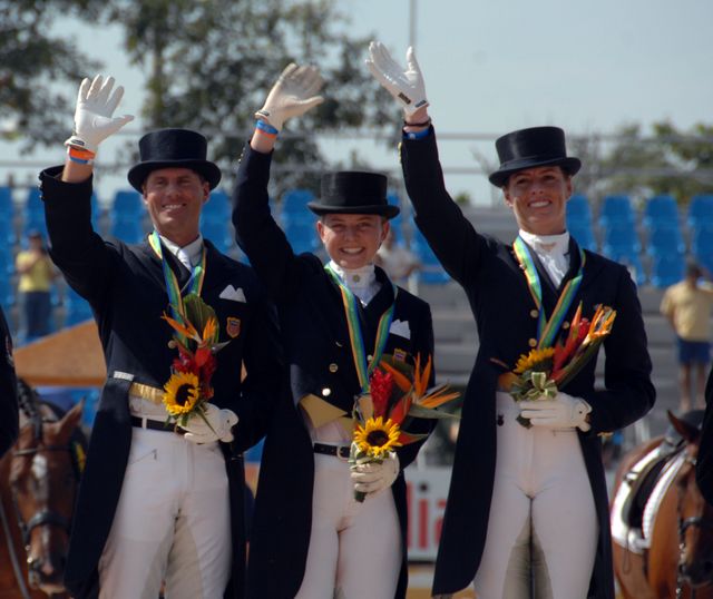 617-Sidelines-PanAmRio-Hickey-Poulin-Sammis-7-15-07-DeRosaPhoto