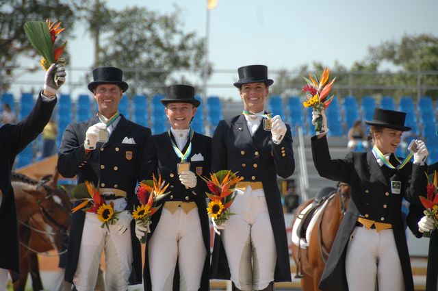 691-Hickey-Poulin-Sammis-PanAmRio-7-15-07-DeRosaPhoto