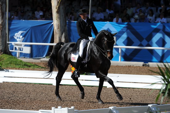PanAmGames-MX-10-16-11-5871-SteffenPeters-WeltonsMagic-DDeRosaPhoto.JPG