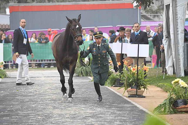PanAm-Peru-EV-8-1-19-0908-JhonatanFabian-Caipirina-COL-DDeRosaPhoto - Copy