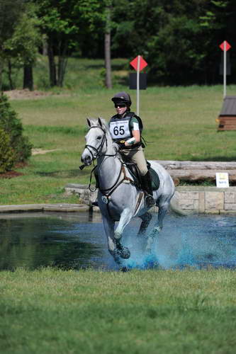 So8ths-5-5-12-XCDay-2508-KaylinMedlin-Watch-Me-Now-DDeRosaPhoto