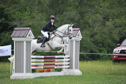 So8ths-5-6-12-SJDay-4308-KaylinMedlin-Watch-Me-Now-DDeRosaPhoto