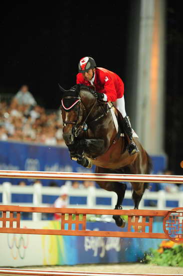 HKSJ-8-21-08-1226-EricLamaze-Hickstead-CAN-DeRosaPhoto
