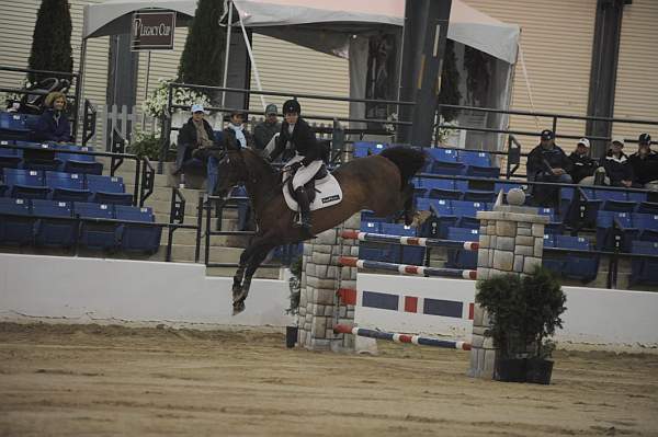 559-Vegas-ChristineMcCrea-Kentucky-HagyardGP-5-15-08-DeRosaPhoto