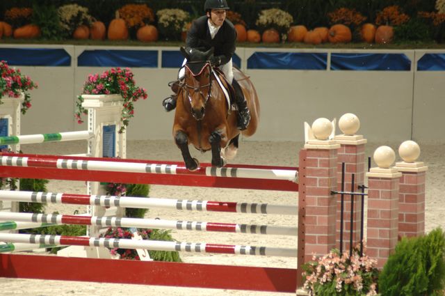 213-WIHS-KentFarrington-Madison-10-29-05-DDPhoto.JPG