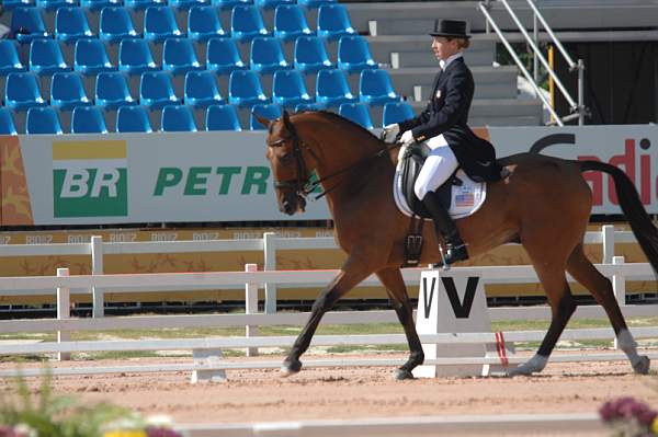 481-MaraDean-NickiHenley-PanAmRio-7-20-07-DeRosaPhoto