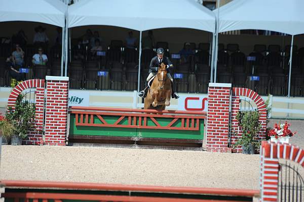 AHJF-2-12-09-1095-Solitaire-PeterPletcher-1stYrB-DDeRosaPhoto