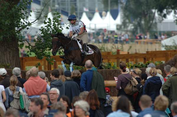 586-WEGXX-KarenO'Connor-8-26-06-&copy;DeRosaPhoto