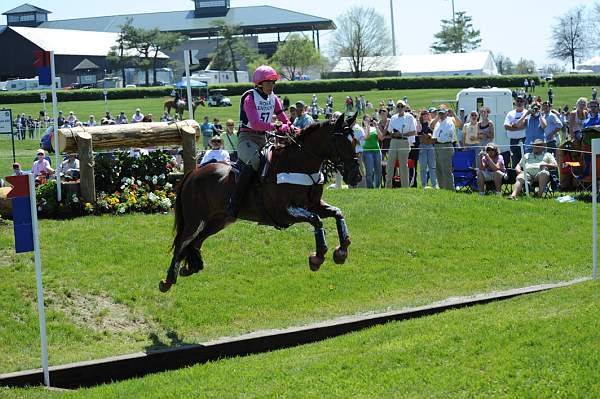 Rolex-4-26-09-1210-HeadleyBritannia-LucindaFredericks-AUS-DeRosaPhoto