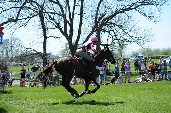 Rolex-4-26-09-1224-HeadleyBritannia-LucindaFredericks-AUS-DeRosaPhoto
