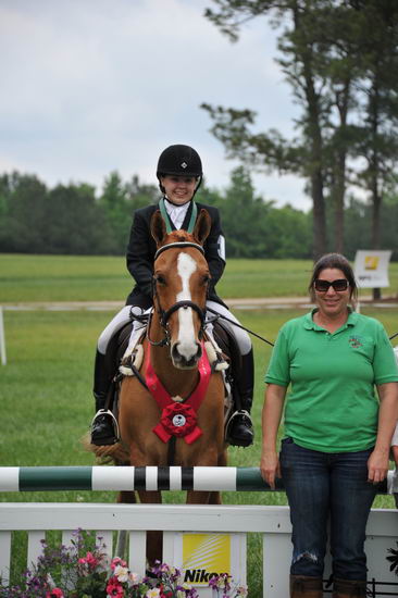 So8ths-5-6-12-SJDay-5332-SarahZimmer-MardiGras-TraeMeder-DirectFlight-DDeRosaPhoto