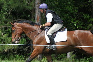 So8ths-5-4-12-Clinic-2369-TremaineCooper-Arnold-DDeRosaPhoto