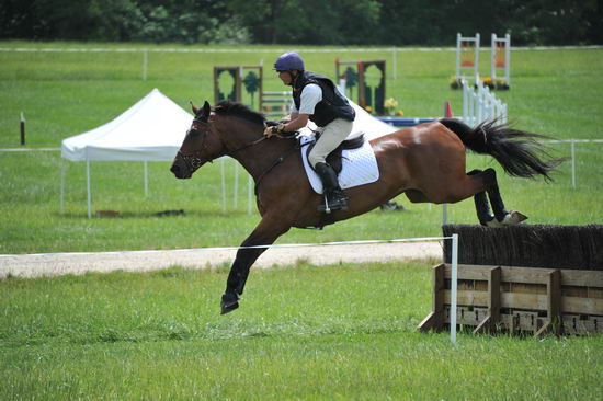 So8ths-5-4-12-Clinic-2427-TremaineCooper-Arnold-DDeRosaPhoto