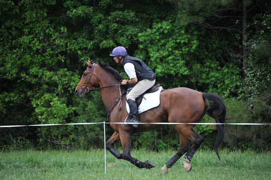 So8ths-5-4-12-Clinic-2491-TremaineCooper-Arnold-DDeRosaPhoto