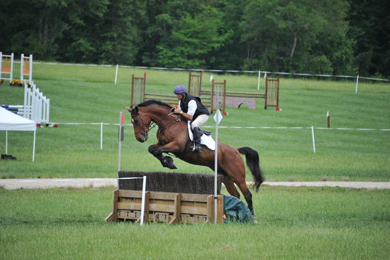 So8ths-5-4-12-Clinic-2503-TremaineCooper-Arnold-DDeRosaPhoto