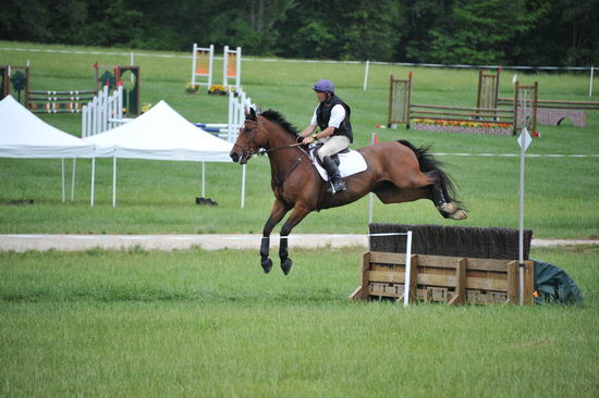 So8ths-5-4-12-Clinic-2506-TremaineCooper-Arnold-DDeRosaPhoto