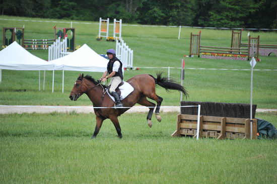 So8ths-5-4-12-Clinic-2508-TremaineCooper-Arnold-DDeRosaPhoto