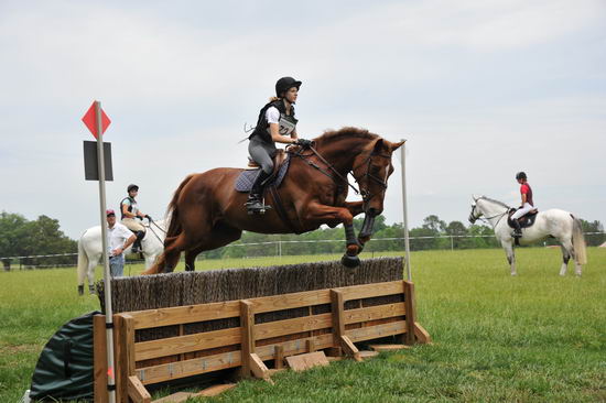 So8ths-5-4-12-Clinic-2566-KristinNeill-BigBonesBailey-DDeRosaPhoto