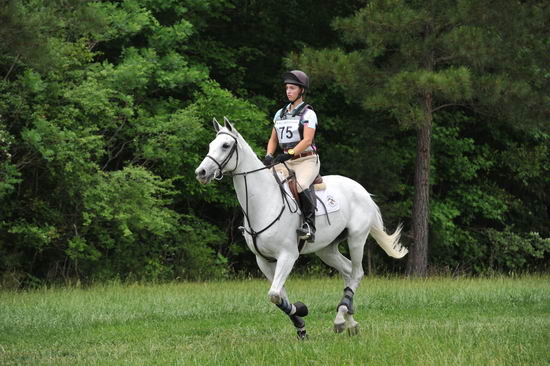 So8ths-5-4-12-Clinic-2616-ElizabethGoldstein-DaddysHatTrick-DDeRosaPhoto