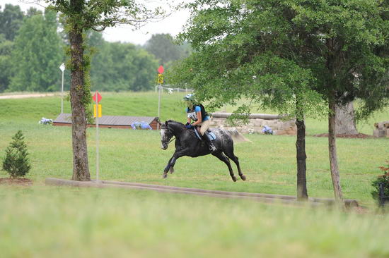So8ths-5-5-12-XCDay-3557-GigiJoseph-GoneWithTheWin-DDeRosaPhoto