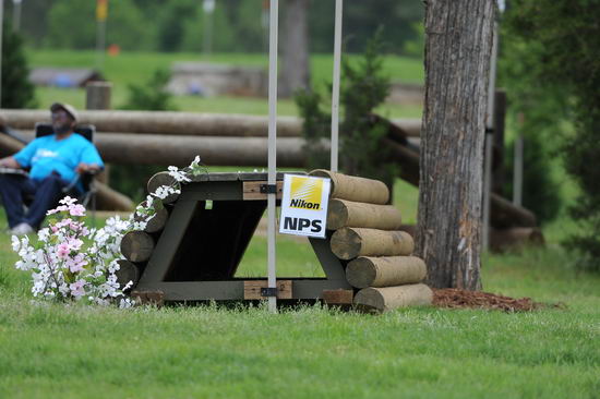 So8ths-5-5-12-XCDay-3731-SarahZimmer-MardiGras-DDeRosaPhoto