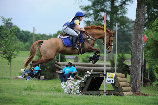 So8ths-5-5-12-XCDay-3786-SarahZimmer-MardiGras-DDeRosaPhoto