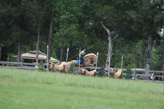 So8ths-5-5-12-XCDay-3816-JamieMiess-InTheZone-DDeRosaPhoto