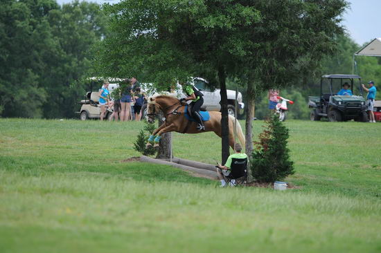 So8ths-5-5-12-XCDay-3827-JamieMiess-InTheZone-DDeRosaPhoto