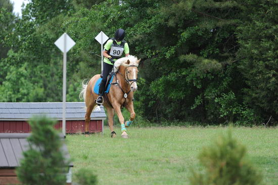 So8ths-5-5-12-XCDay-3853-JamieMiess-InTheZone-DDeRosaPhoto