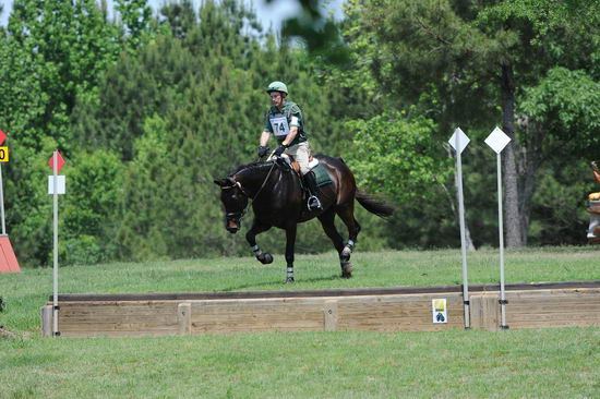 So8ths-5-5-12-XCDay-3063-JamesBaker-Wings-DDeRosaPhoto