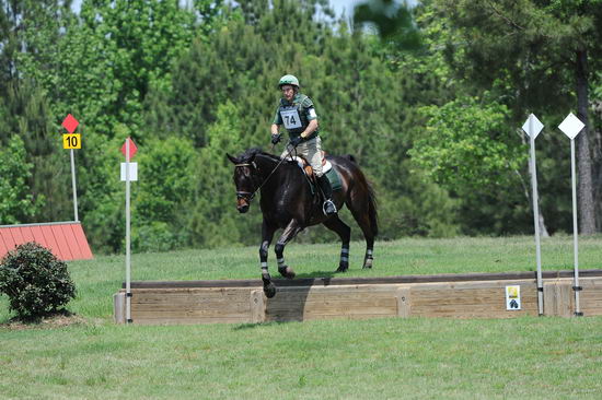 So8ths-5-5-12-XCDay-3066-JamesBaker-Wings-DDeRosaPhoto