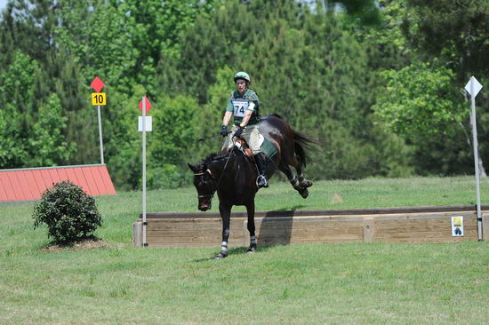 So8ths-5-5-12-XCDay-3068-JamesBaker-Wings-DDeRosaPhoto