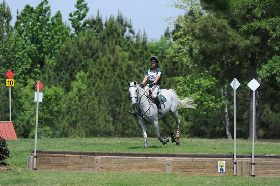 So8ths-5-5-12-XCDay-3132-ElizabethGoldstein-DaddysHatTrick-DDeRosaPhoto