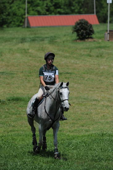 So8ths-5-5-12-XCDay-3143-ElizabethGoldstein-DaddysHatTrick-DDeRosaPhoto