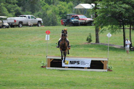 So8ths-5-5-12-XCDay-3331-BeckyBrown-TotallyBroke-DDeRosaPhoto