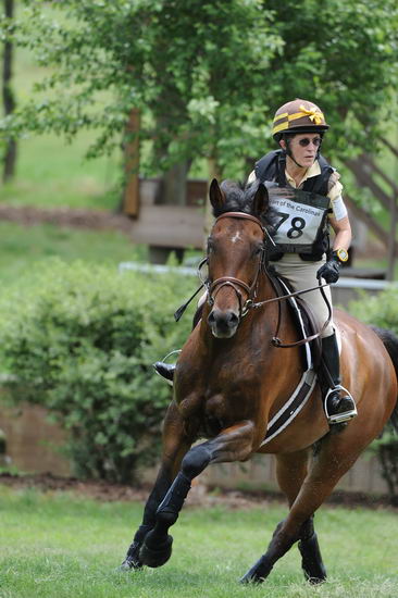 So8ths-5-5-12-XCDay-3354-BeckyBrown-TotallyBroke-DDeRosaPhoto