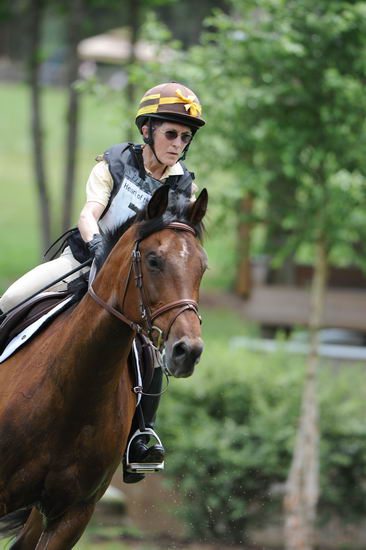 So8ths-5-5-12-XCDay-3356-BeckyBrown-TotallyBroke-DDeRosaPhoto