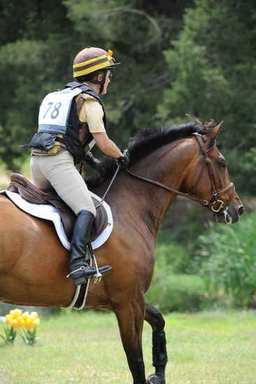 So8ths-5-5-12-XCDay-3360-BeckyBrown-TotallyBroke-DDeRosaPhoto