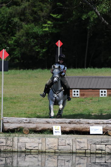 So8ths-5-5-12-XCDay-2492-KaylinMedlin-Watch-Me-Now-DDeRosaPhoto