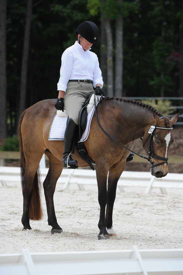 So8ths-5-4-12-Dressage-1255-DanaNorquist-FoothillsWaterman-DDeRosaPhoto